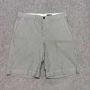 Club Monaco Baxter Mens Grey White Striped Chino Shorts Size 33 Flat Front 9"